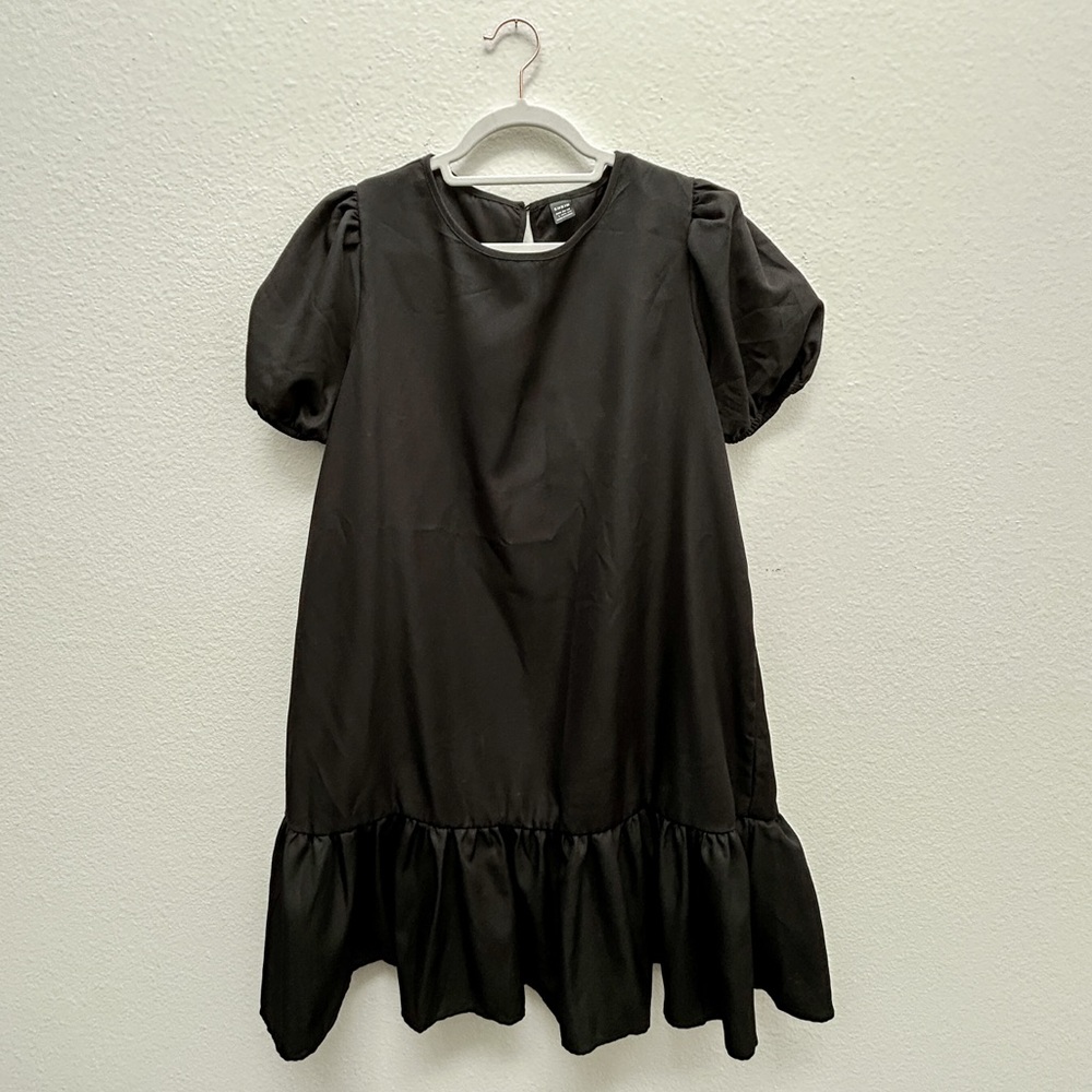 NWOT Black Puff Sleeve Ruffle Hem Mini Dress